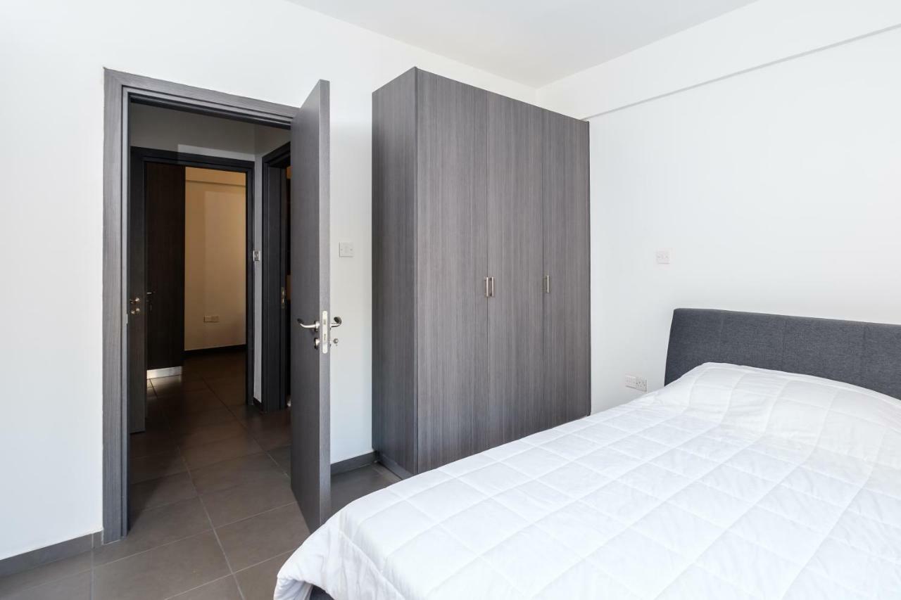 Апартаменты Book Me Now Central Flat Ларнака Экстерьер фото