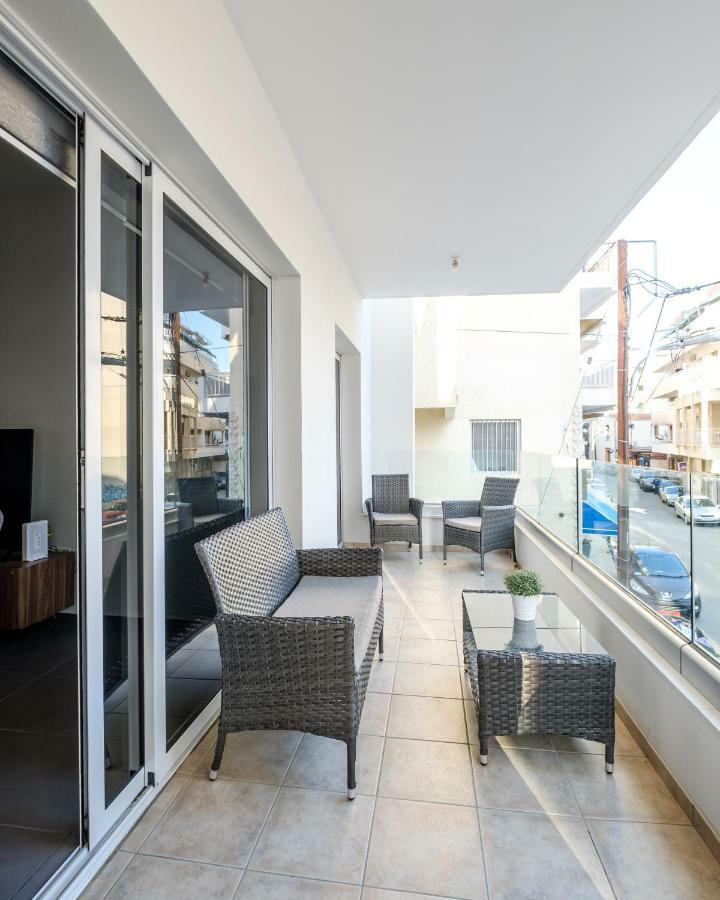 Апартаменты Book Me Now Central Flat Ларнака Экстерьер фото