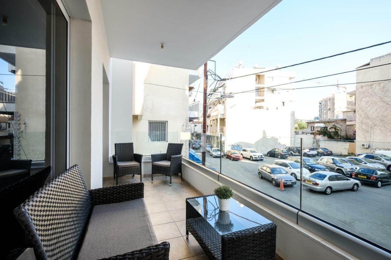 Апартаменты Book Me Now Central Flat Ларнака Экстерьер фото
