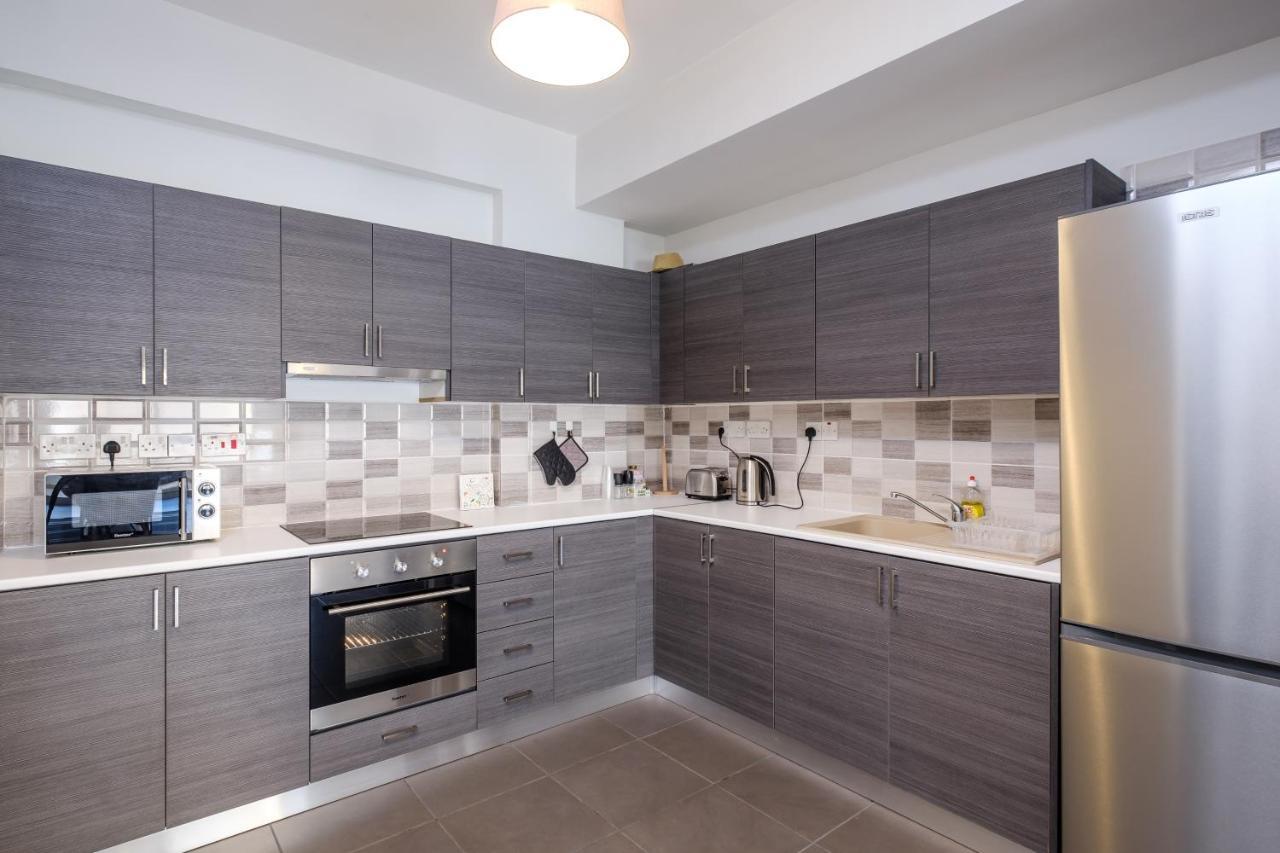 Апартаменты Book Me Now Central Flat Ларнака Экстерьер фото